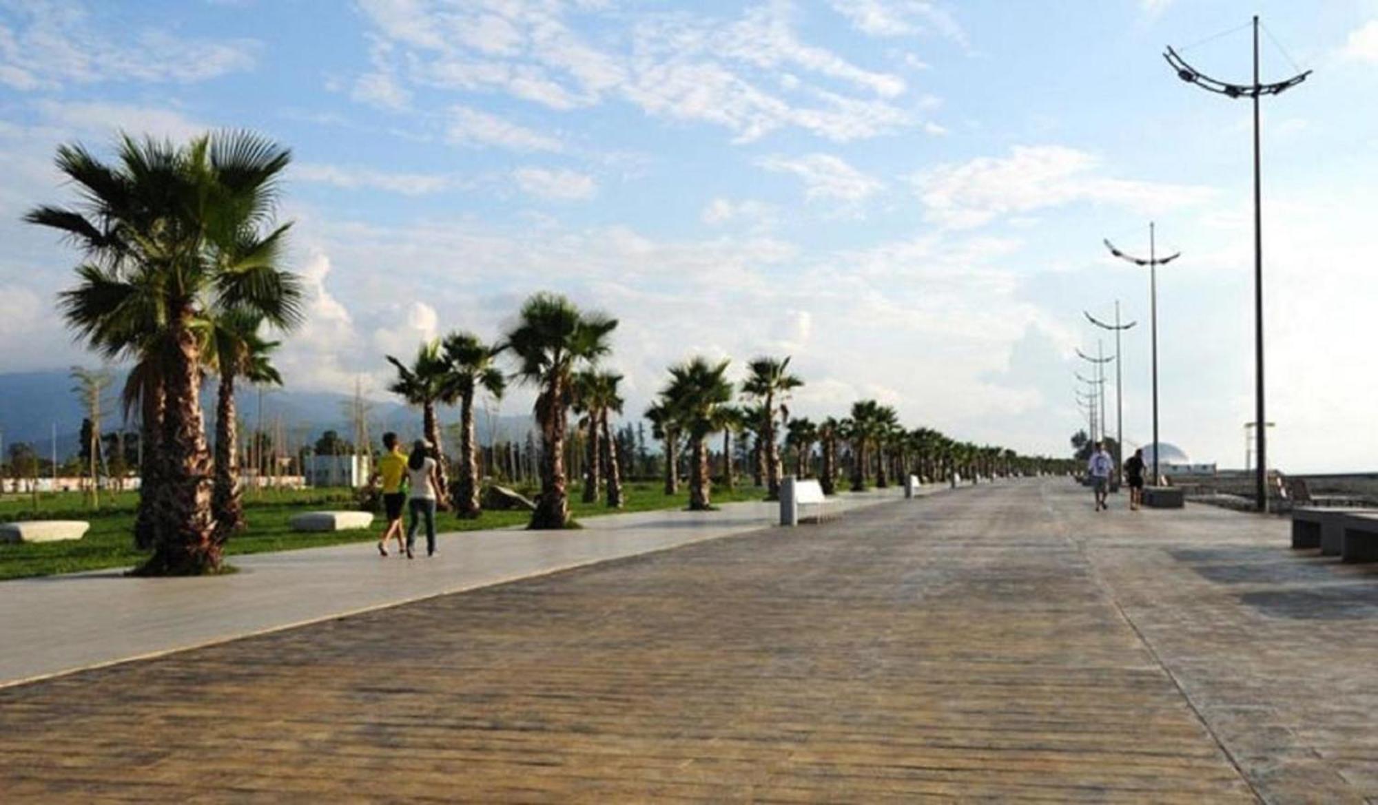 Apart Hotel Black Sea Towers Batumi Exterior foto