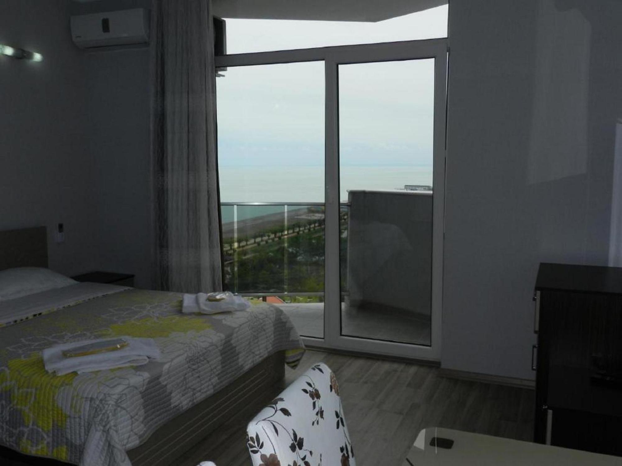 Apart Hotel Black Sea Towers Batumi Exterior foto
